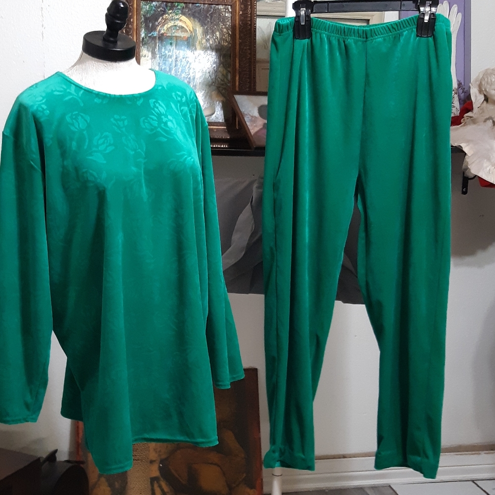 Womens Suit sz L Loungewear Sleepwear top pants 2 piece set b39 Green
